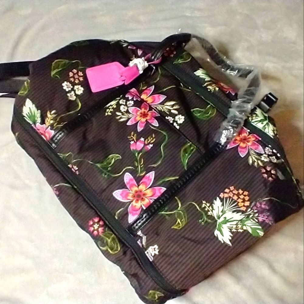 NWOT Vera Bradley Midtown Travel Bag